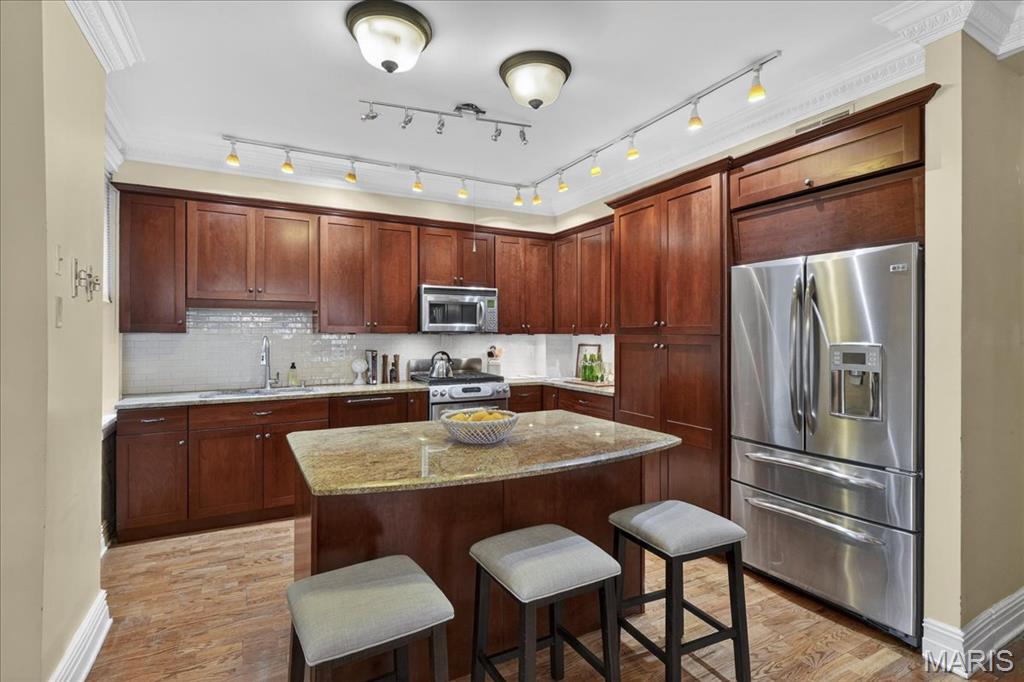 4954 Lindell Boulevard Unit: 6E