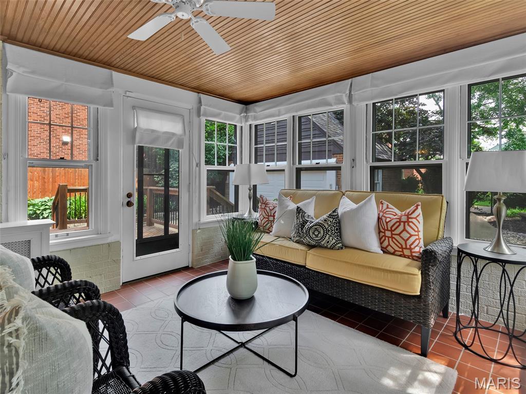 7360 Teasdale Avenue