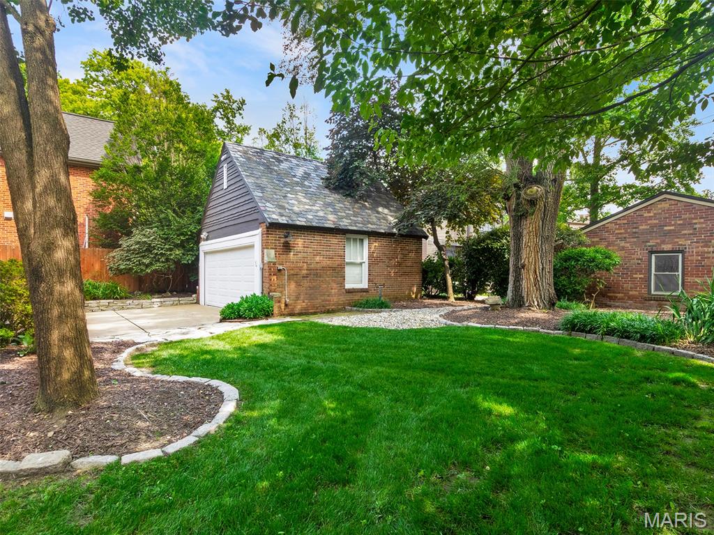 7360 Teasdale Avenue