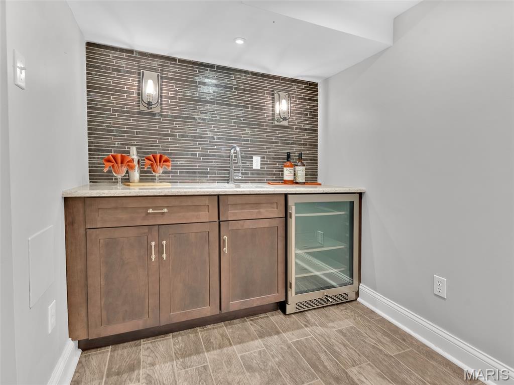 7360 Teasdale Avenue