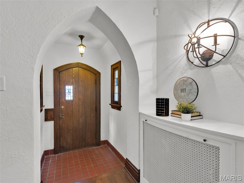 7360 Teasdale Avenue