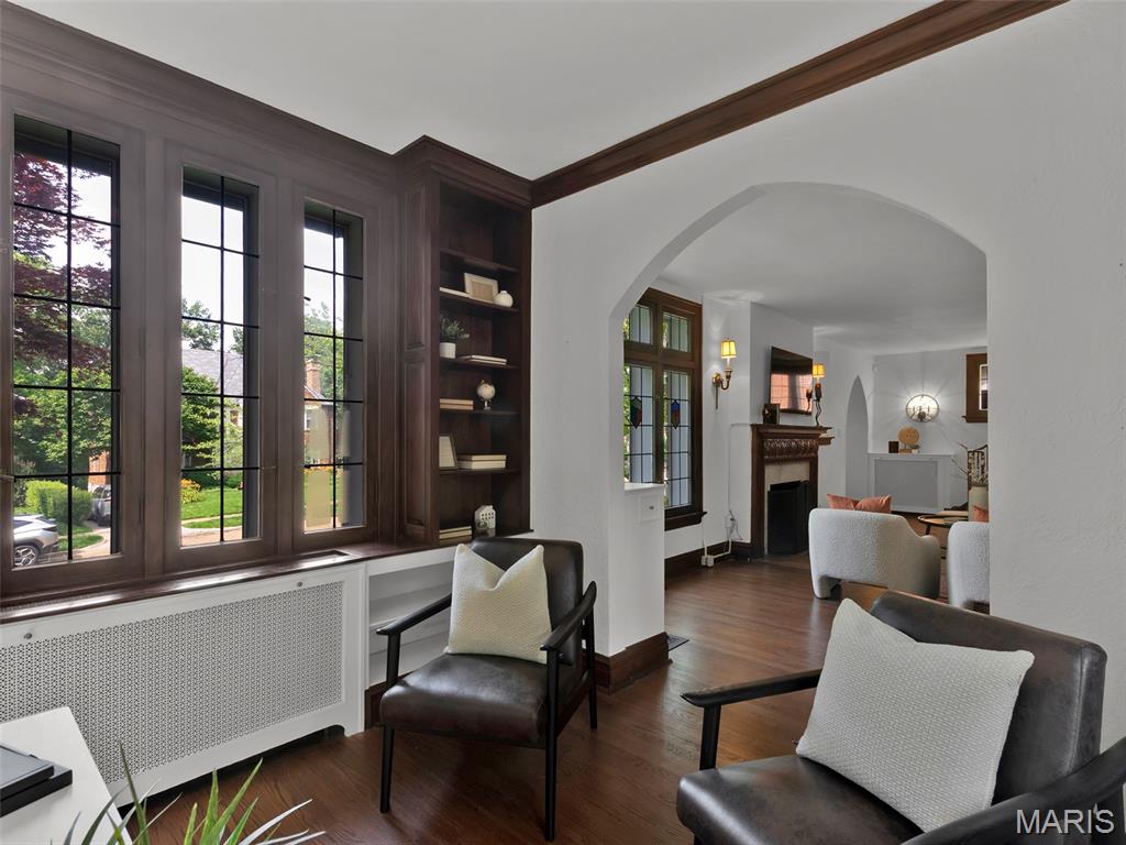 7360 Teasdale Avenue