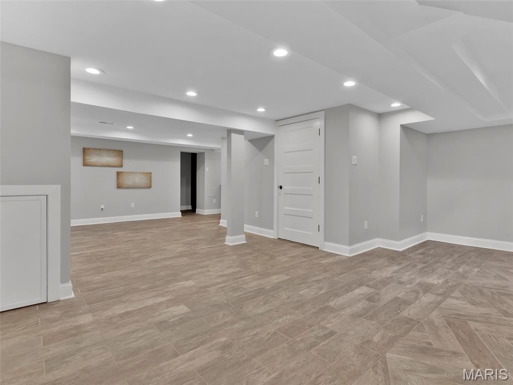 7360 Teasdale Avenue