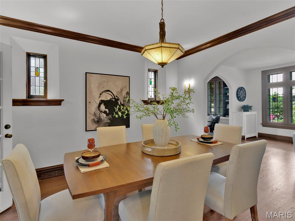 7360 Teasdale Avenue