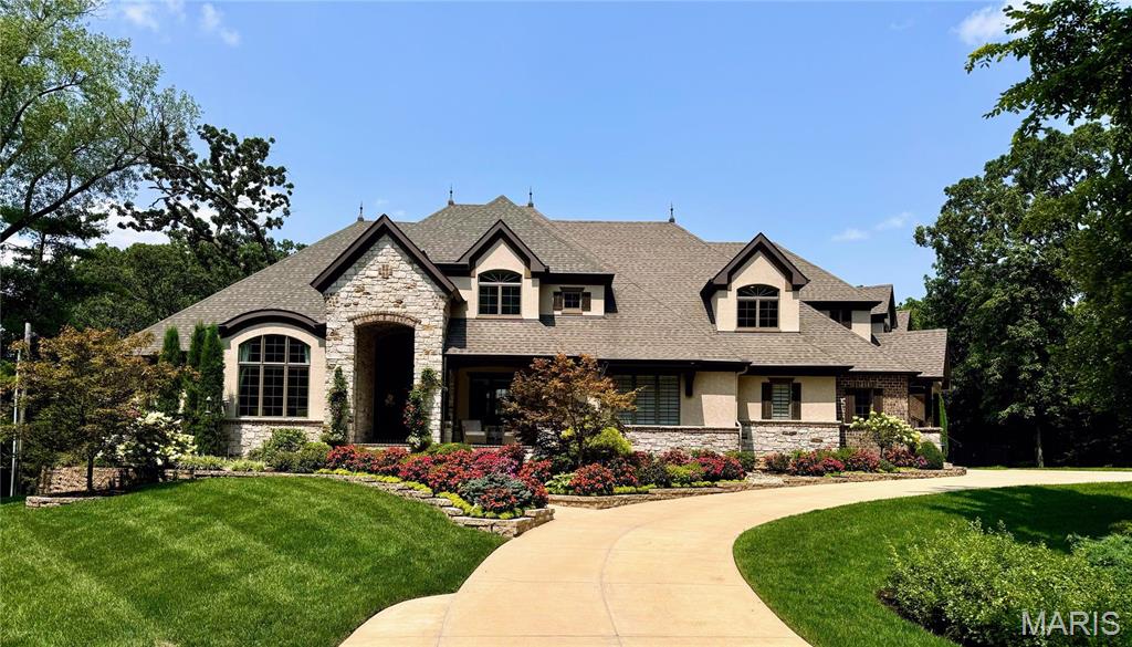 139 Frontenac Forest