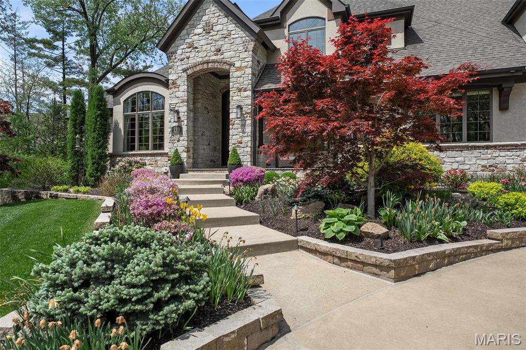 139 Frontenac Forest