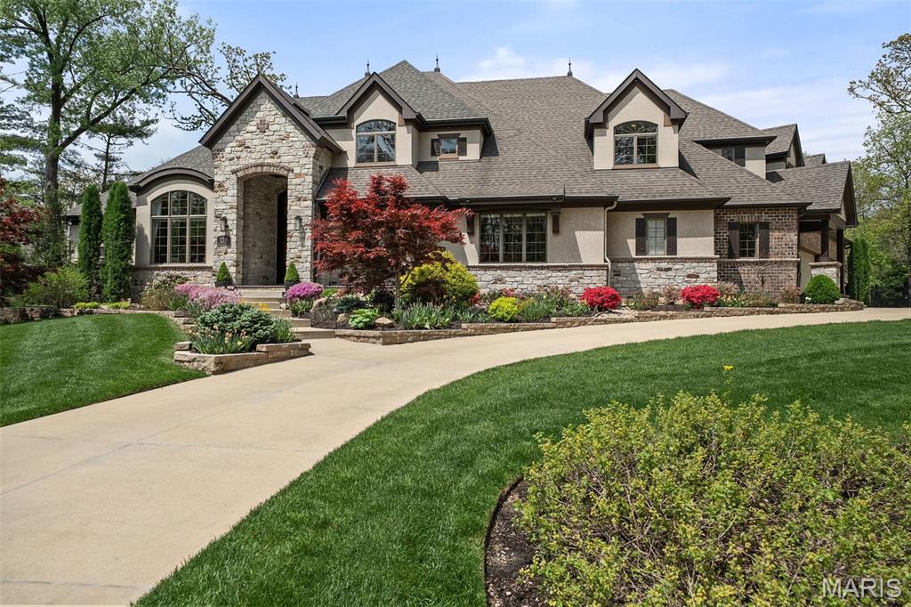 139 Frontenac Forest