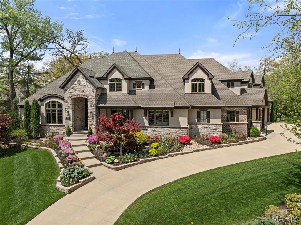 139 Frontenac Forest