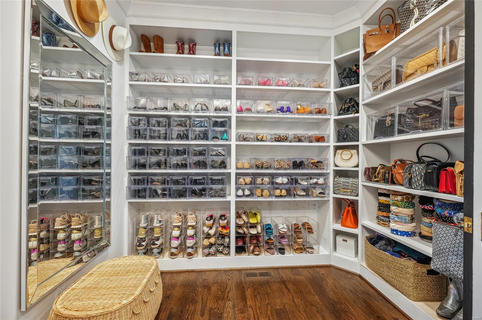 11274 Elsie Manor Court