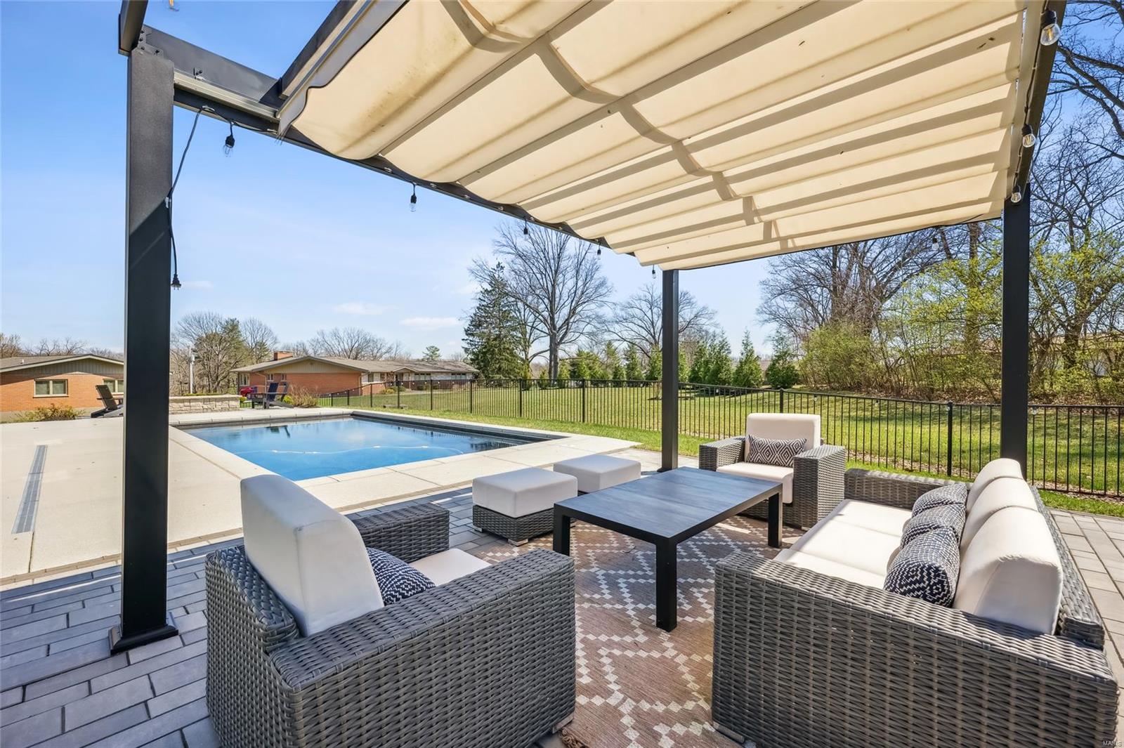 11274 Elsie Manor Court