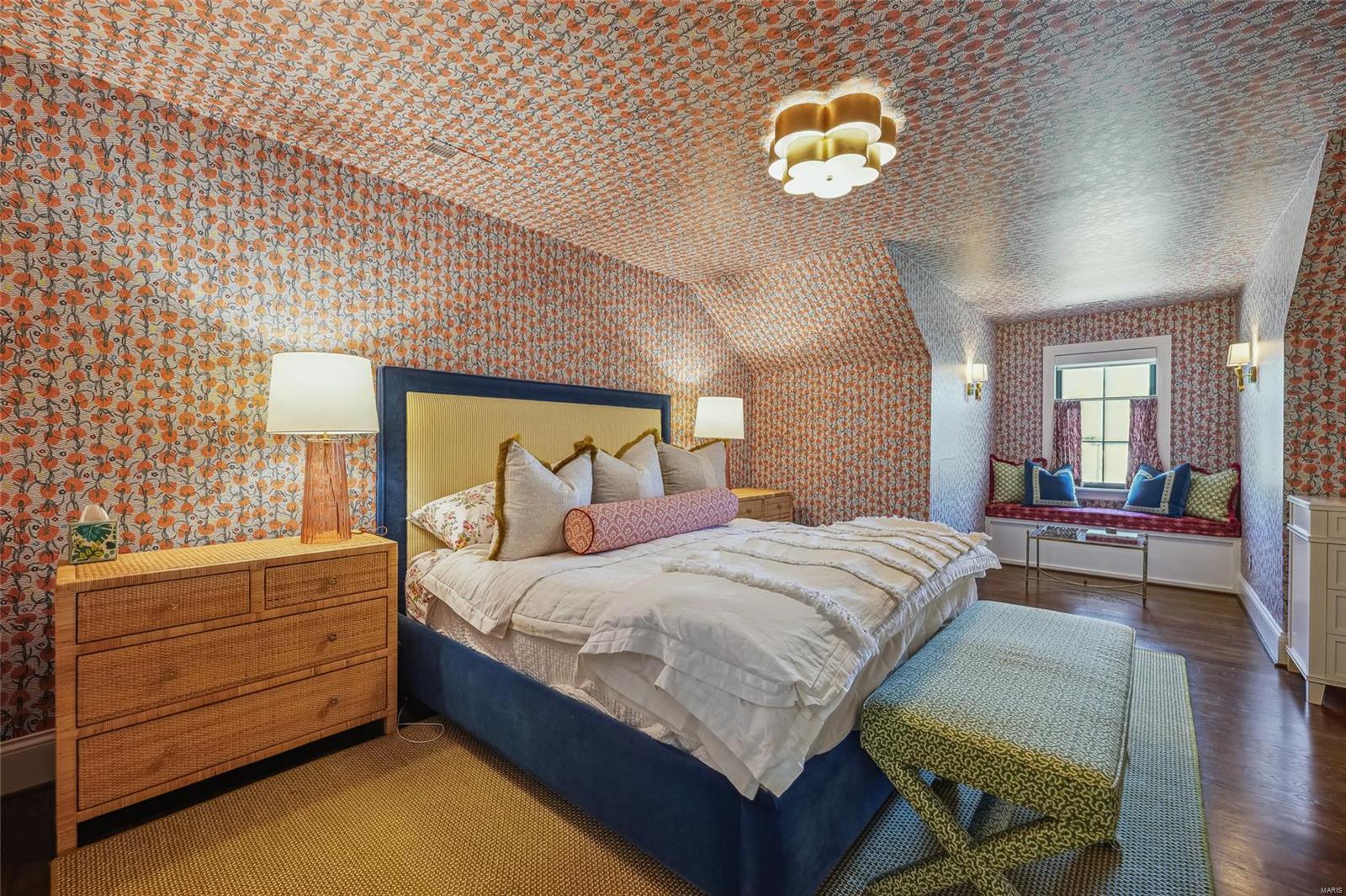 11274 Elsie Manor Court