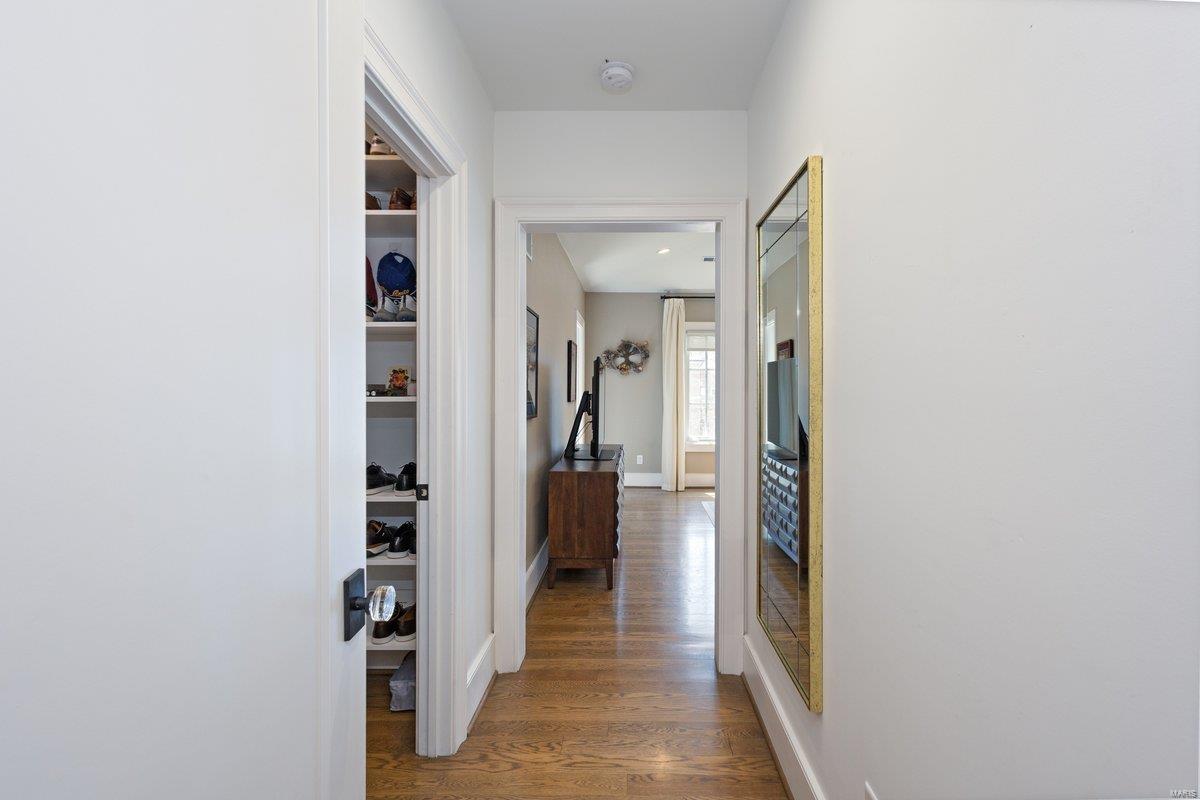 8121 Stratford Drive