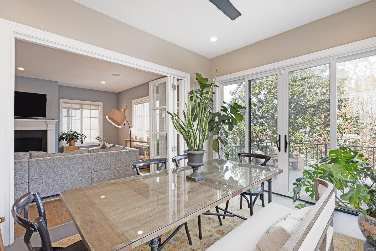 8121 Stratford Drive