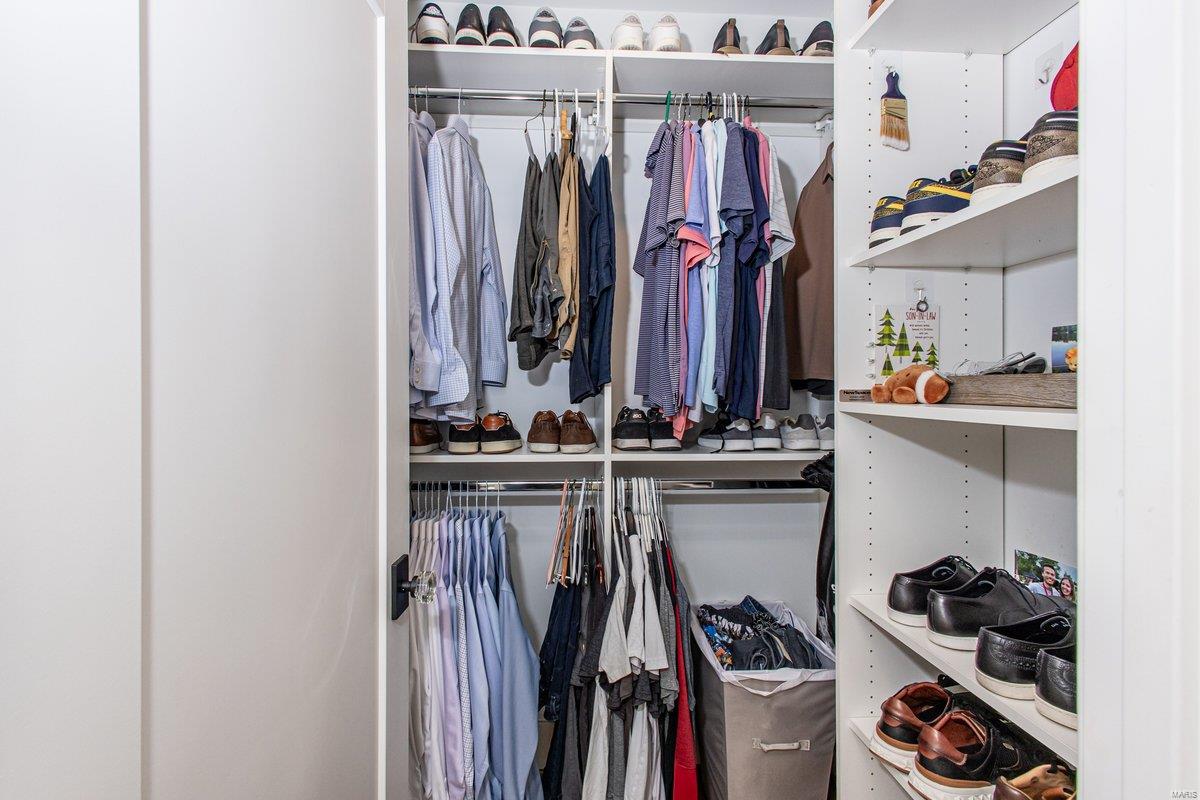 8121 Stratford Drive