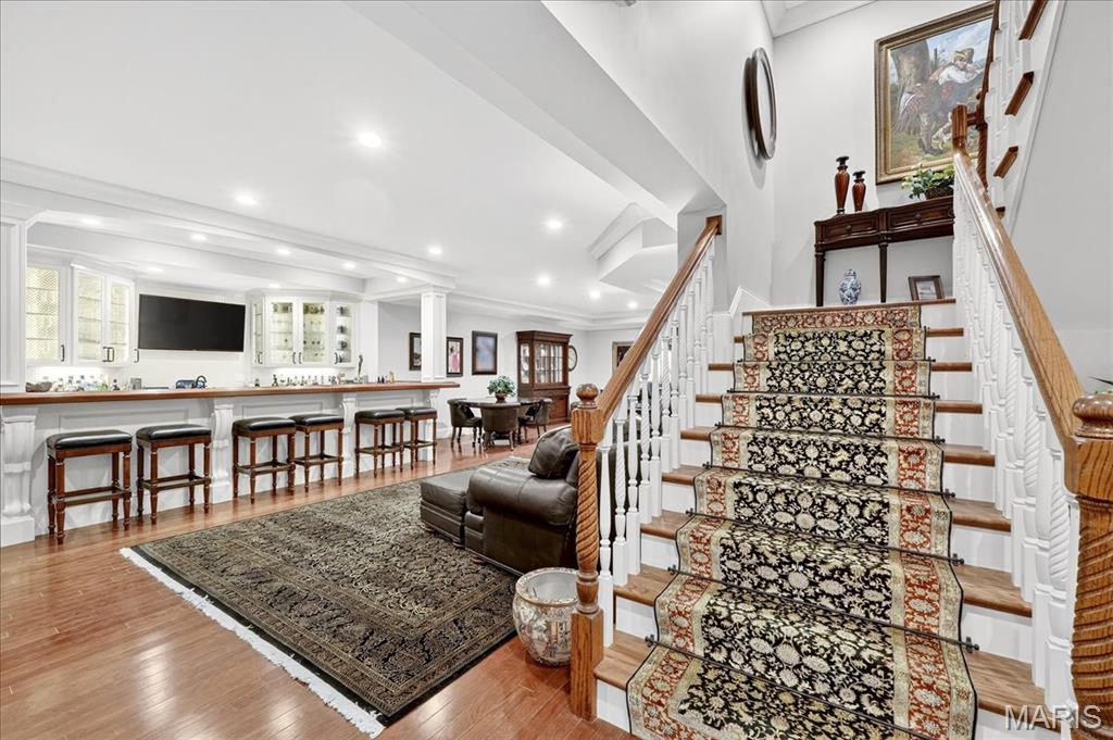 4 Ridgewood Street
