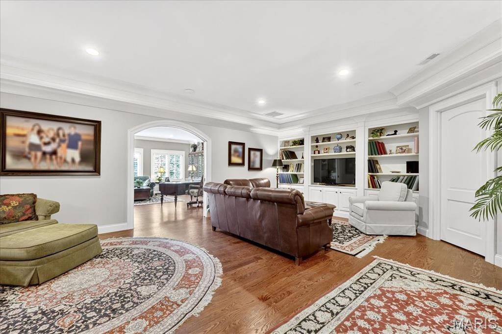 4 Ridgewood Street