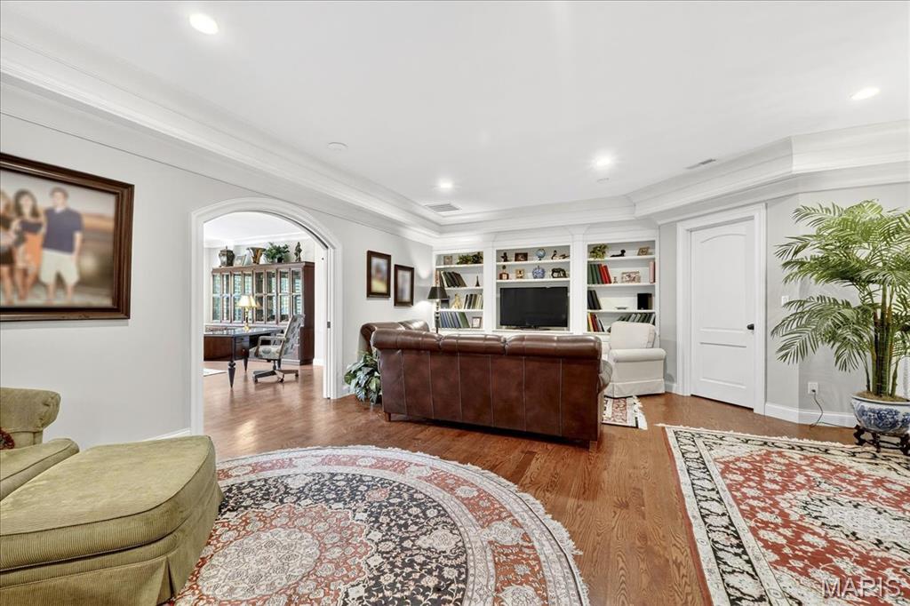 4 Ridgewood Street