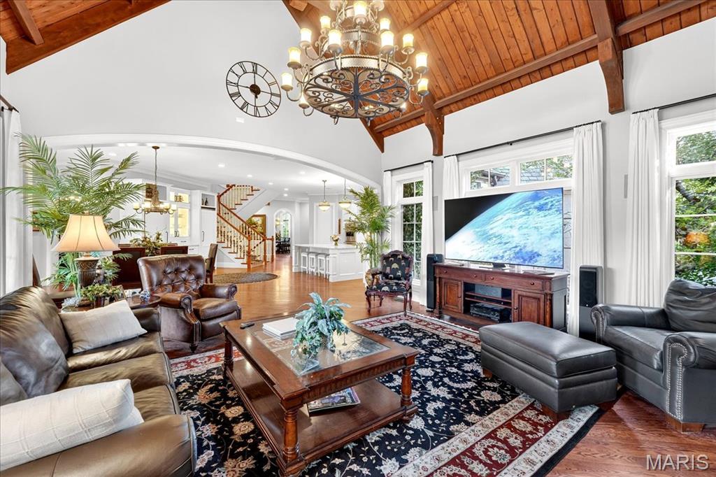 4 Ridgewood Street