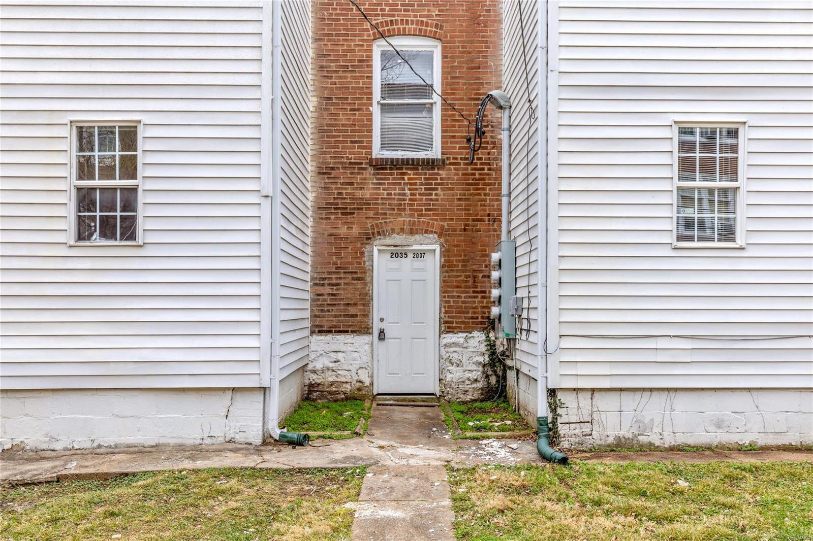 2035 Maury Avenue