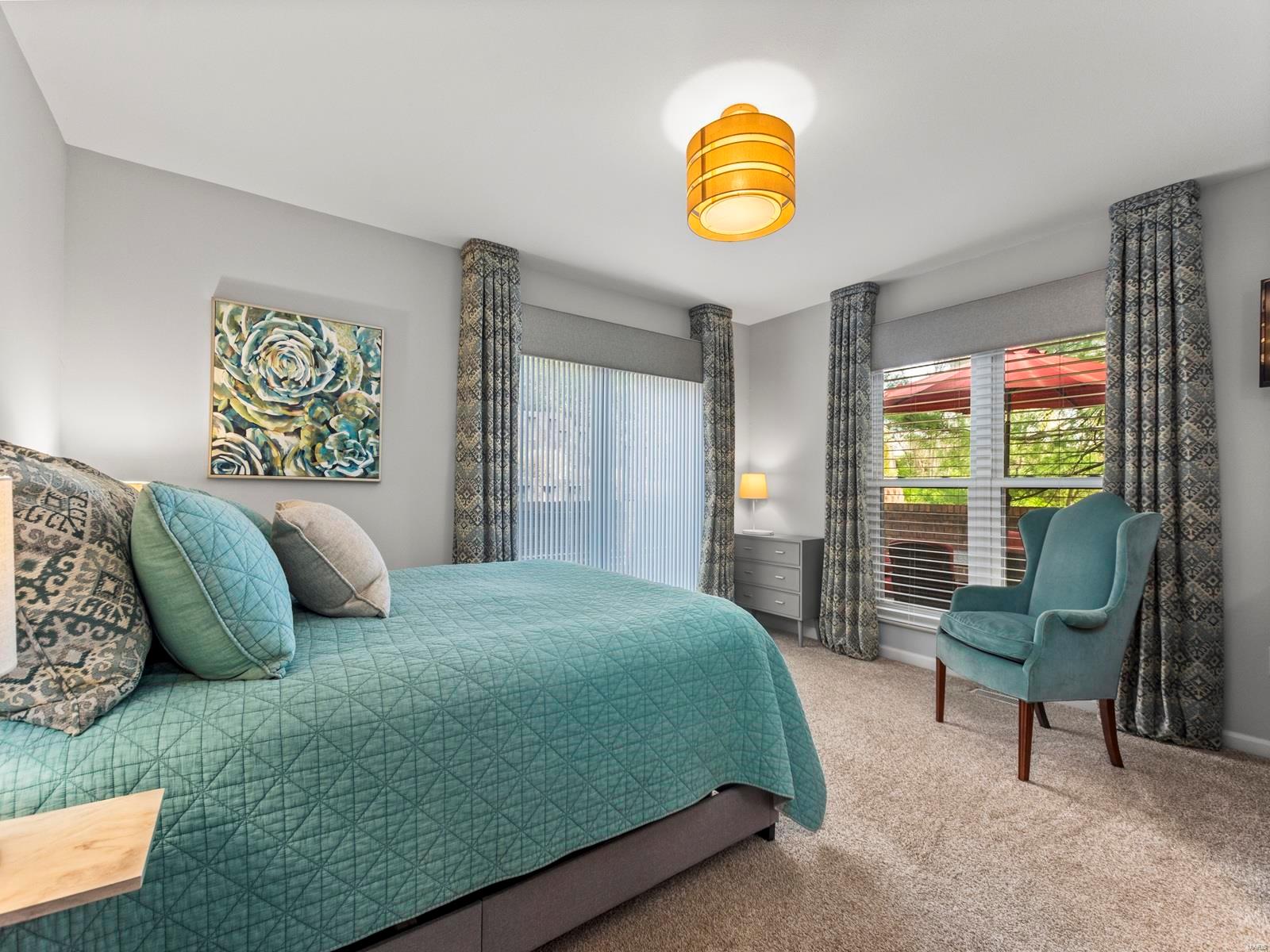 1020 King Henry Court