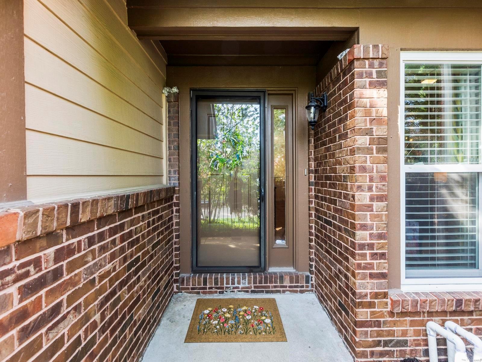 1020 King Henry Court