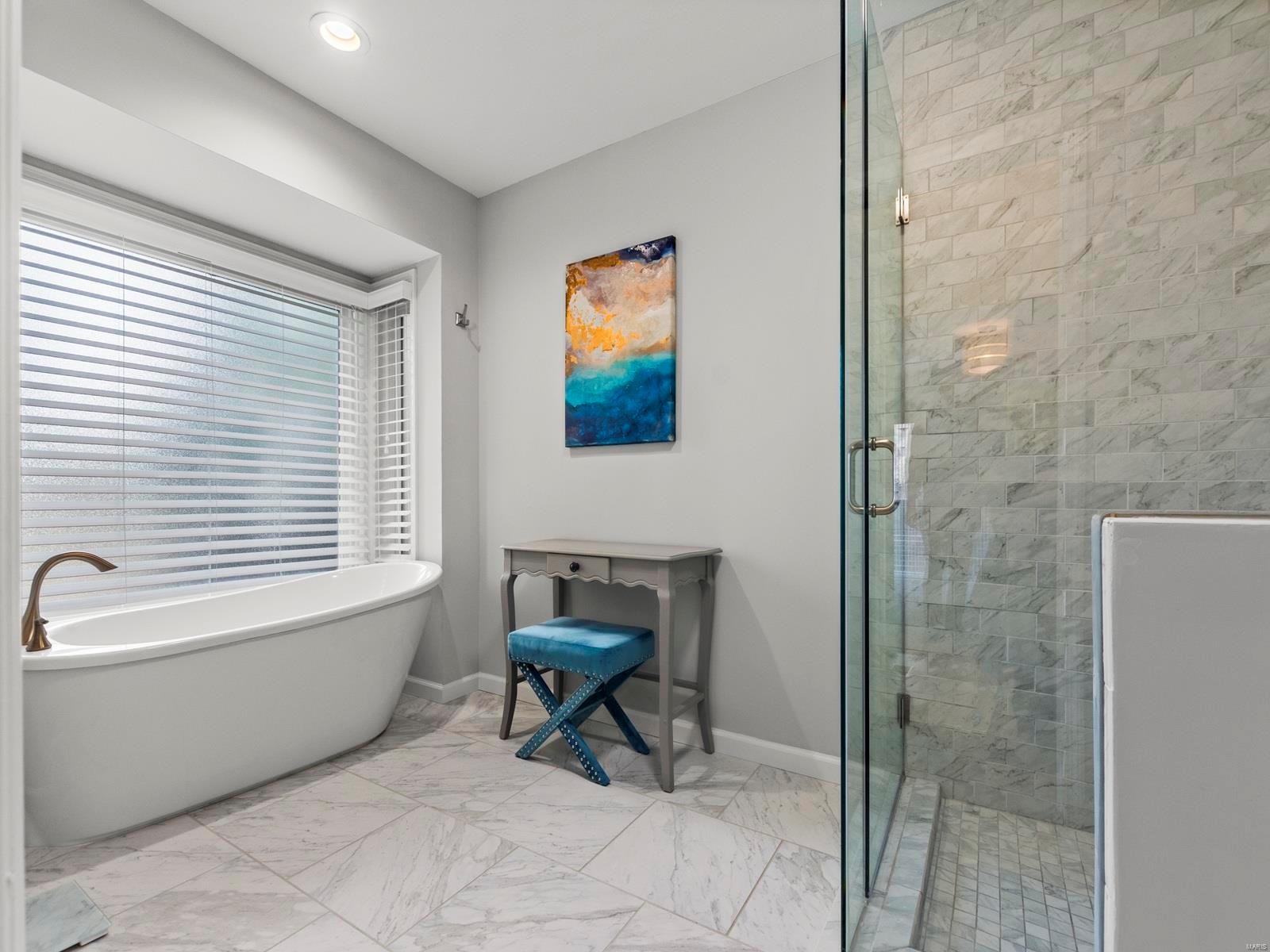 1020 King Henry Court