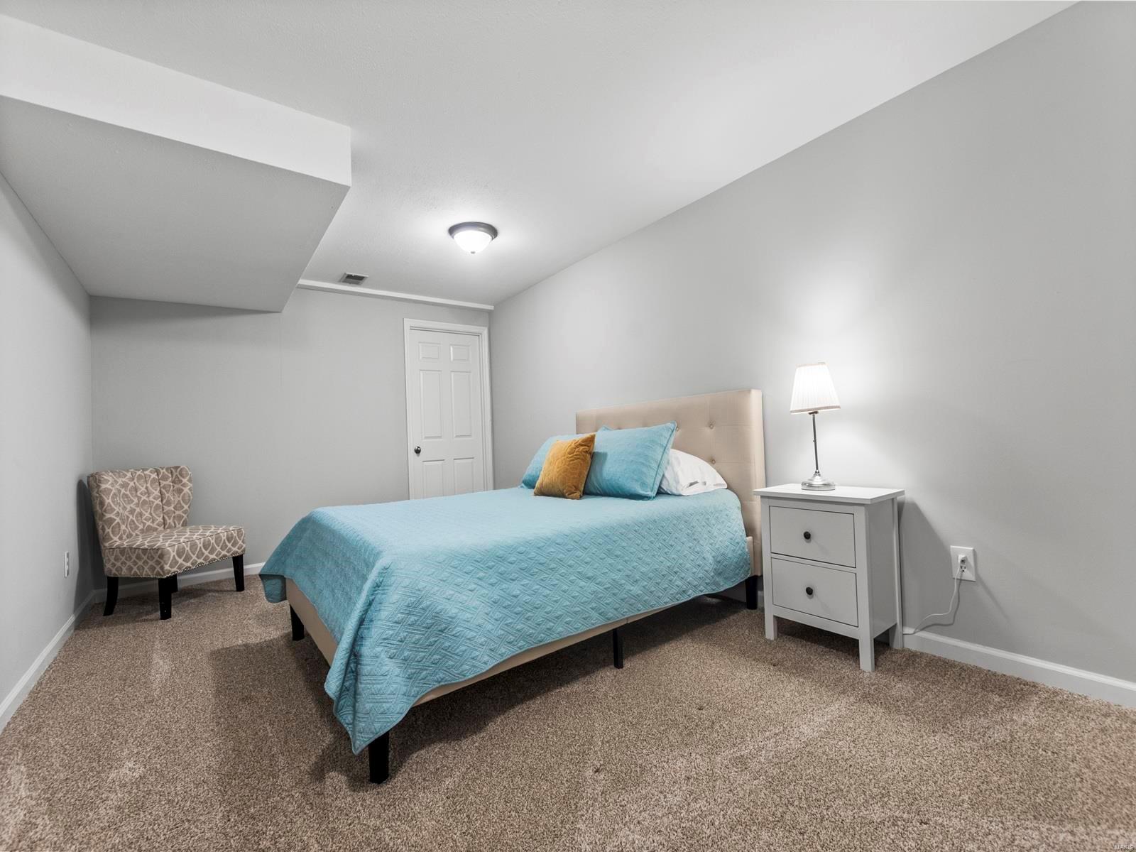 1020 King Henry Court