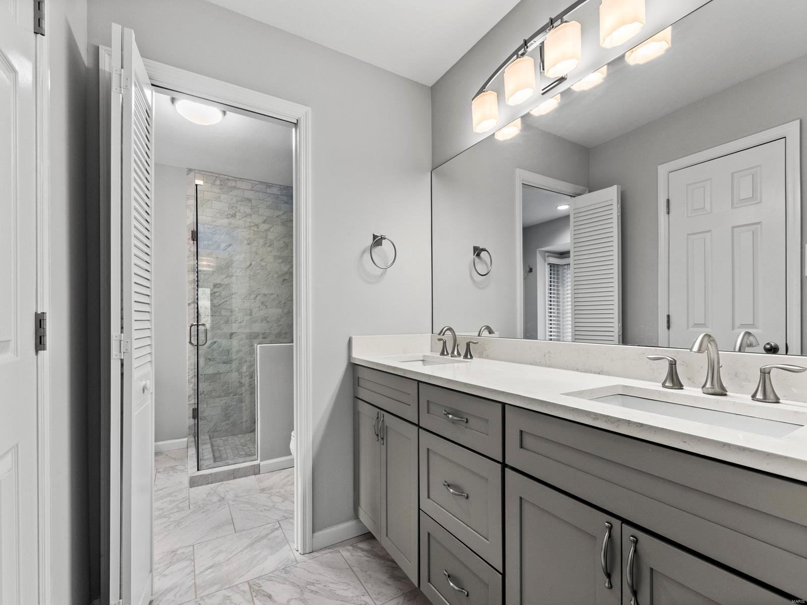 1020 King Henry Court