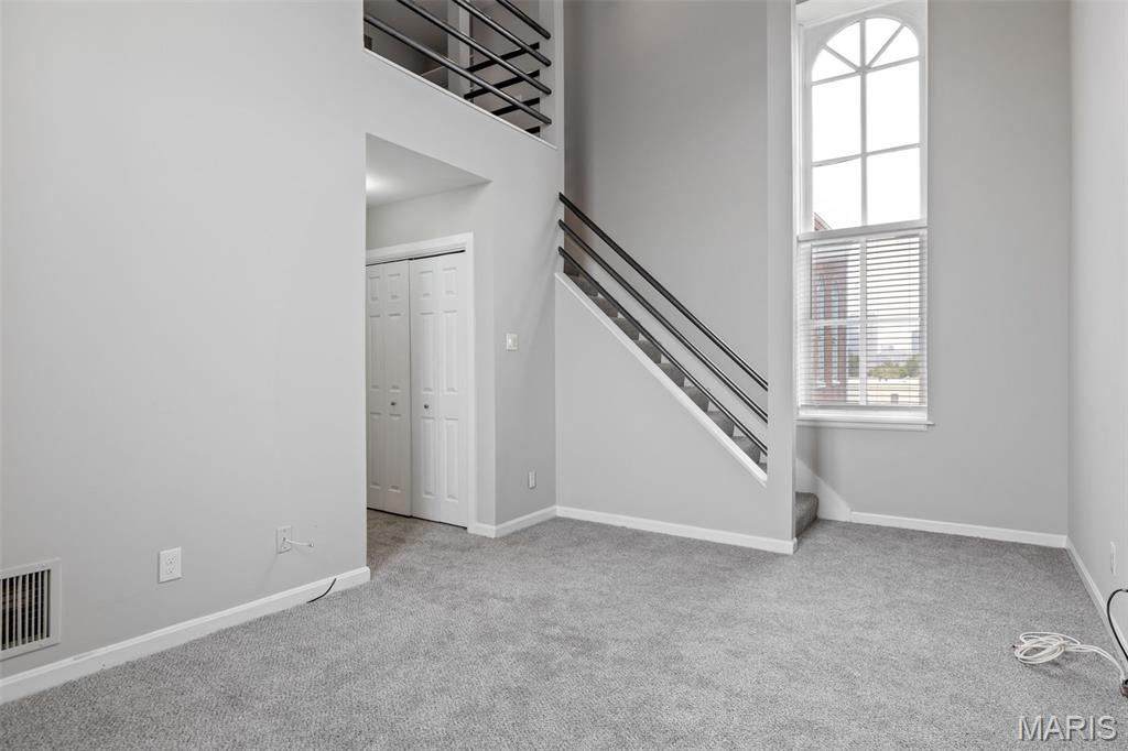 1047 Lafayette Avenue