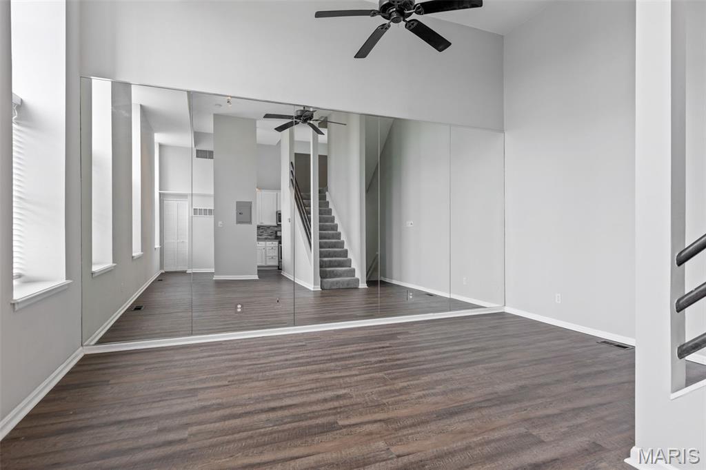 1047 Lafayette Avenue