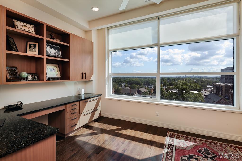 8025 Maryland Avenue Unit: 9C