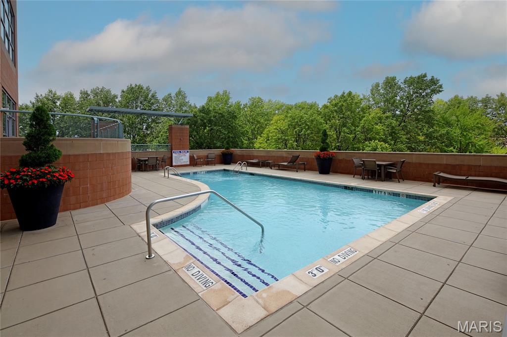 8025 Maryland Avenue Unit: 9C