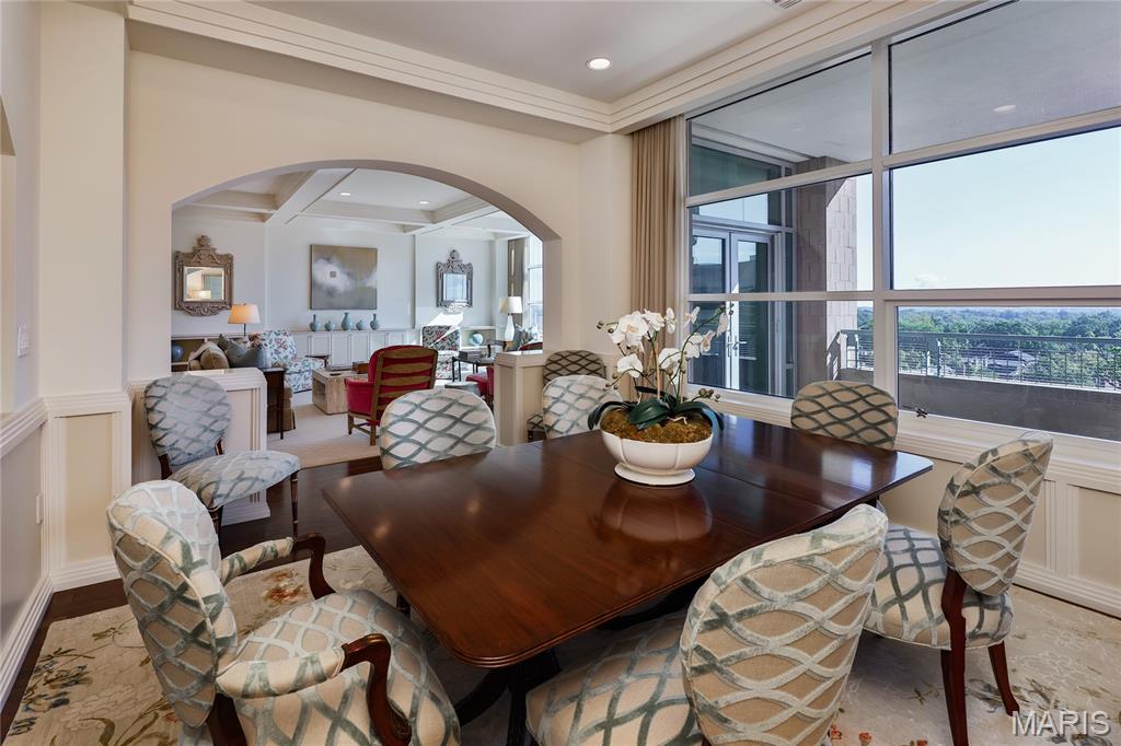 8025 Maryland Avenue Unit: 9C