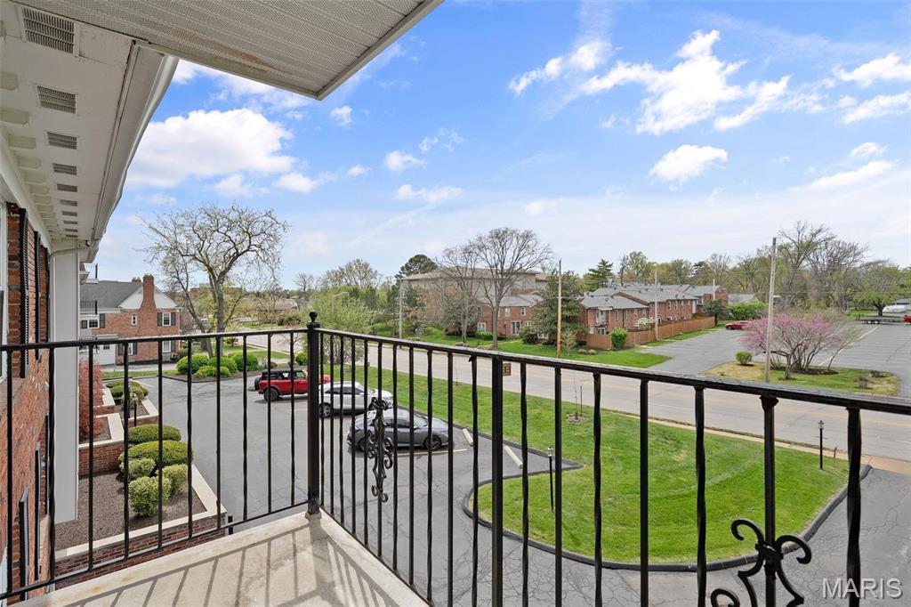 528 N Kirkwood Road Unit: 2B