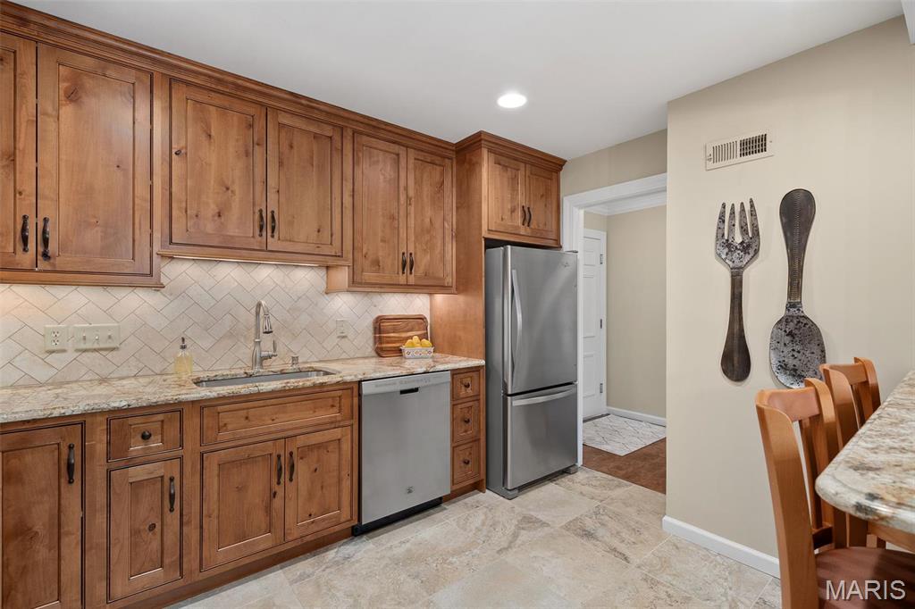 528 N Kirkwood Road Unit: 2B