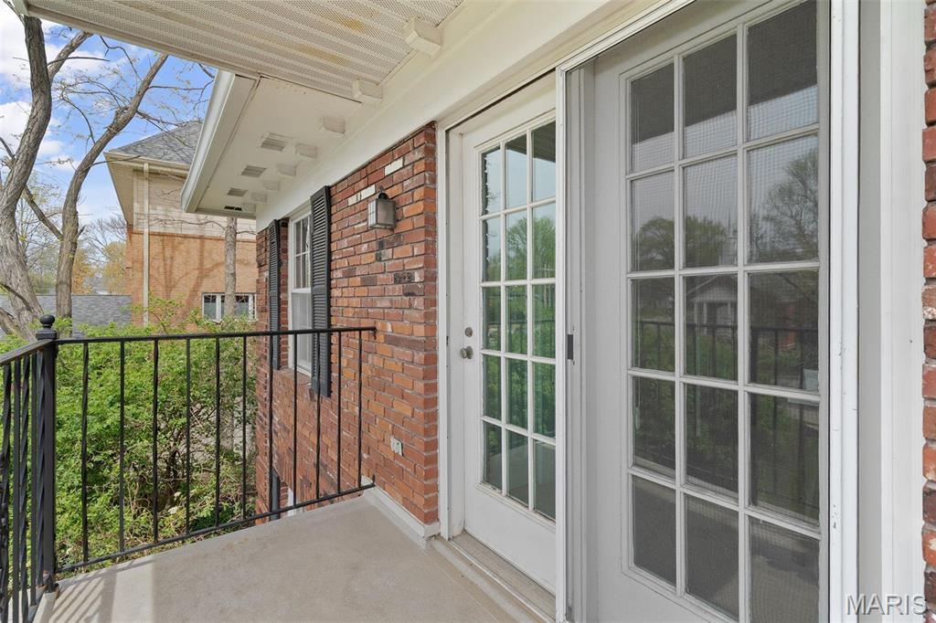 528 N Kirkwood Road Unit: 2B