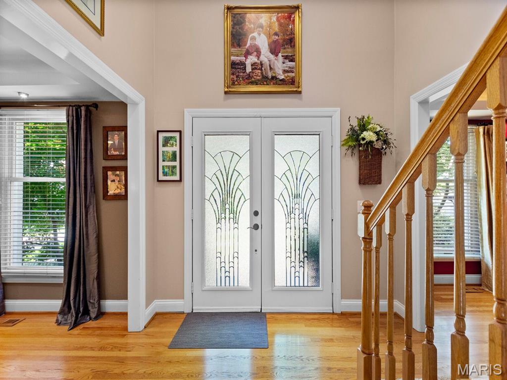 225 W Manor Drive