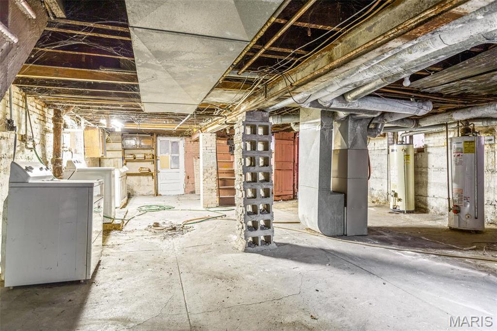 3727 Connecticut Street