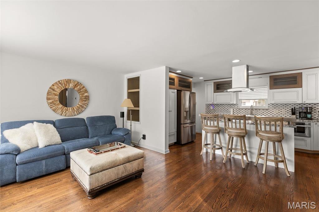 1209 Oakleaf Drive