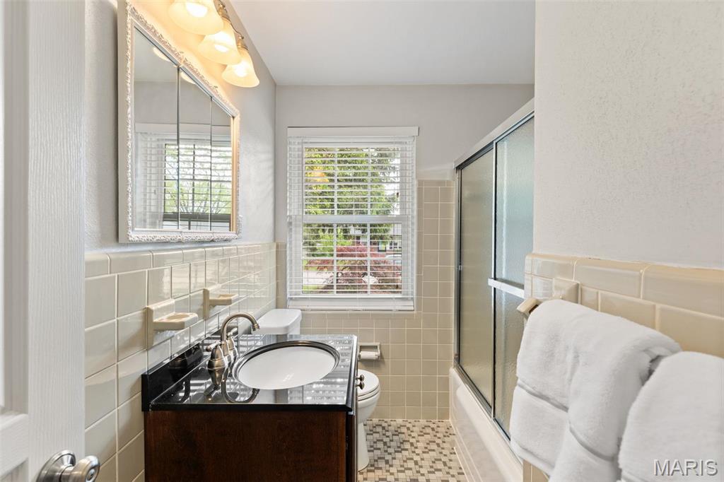 1209 Oakleaf Drive