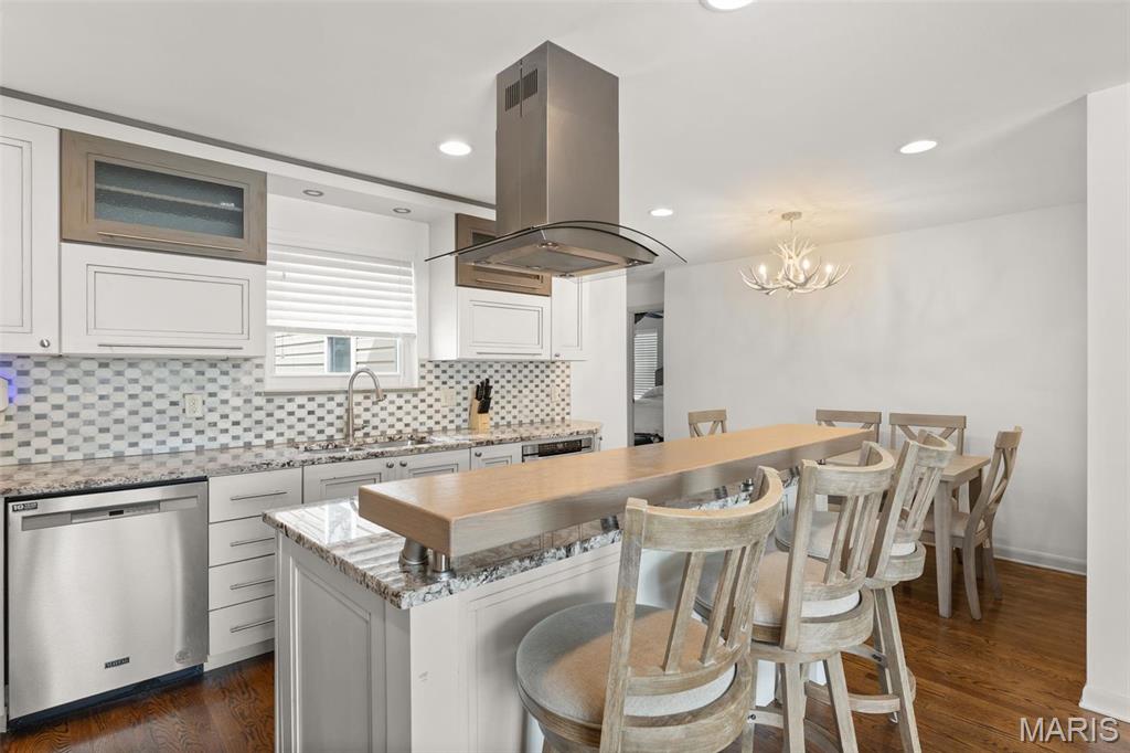 1209 Oakleaf Drive