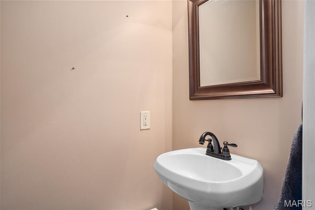 4328 Maryland Avenue Unit: 3