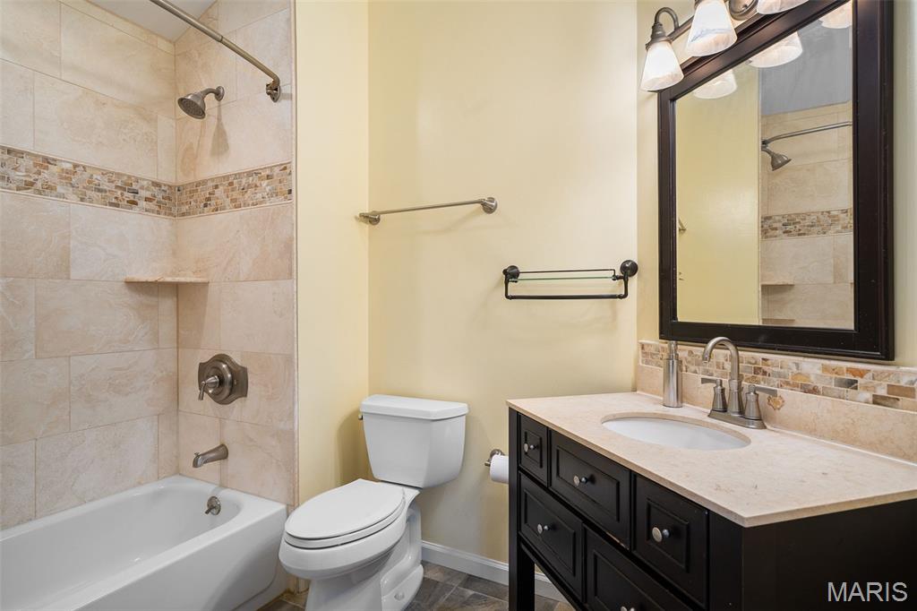 4328 Maryland Avenue Unit: 3