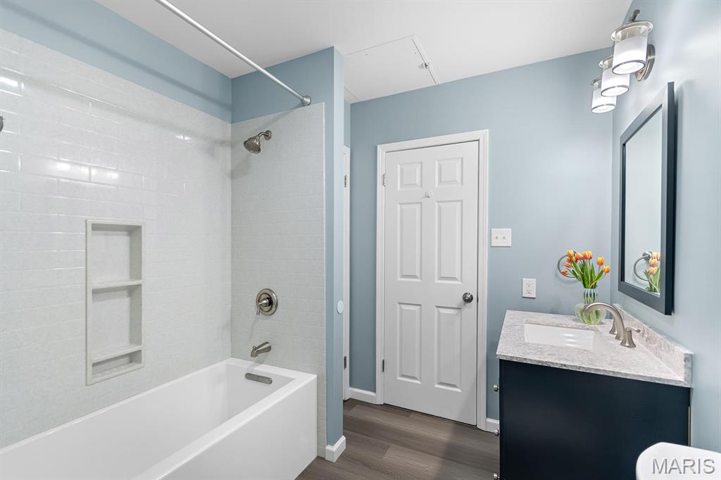 529 Colebrook Drive Unit: F