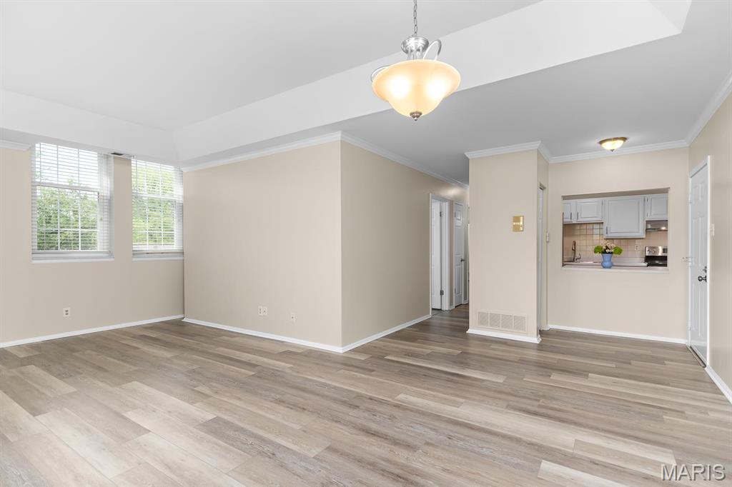 529 Colebrook Drive Unit: F