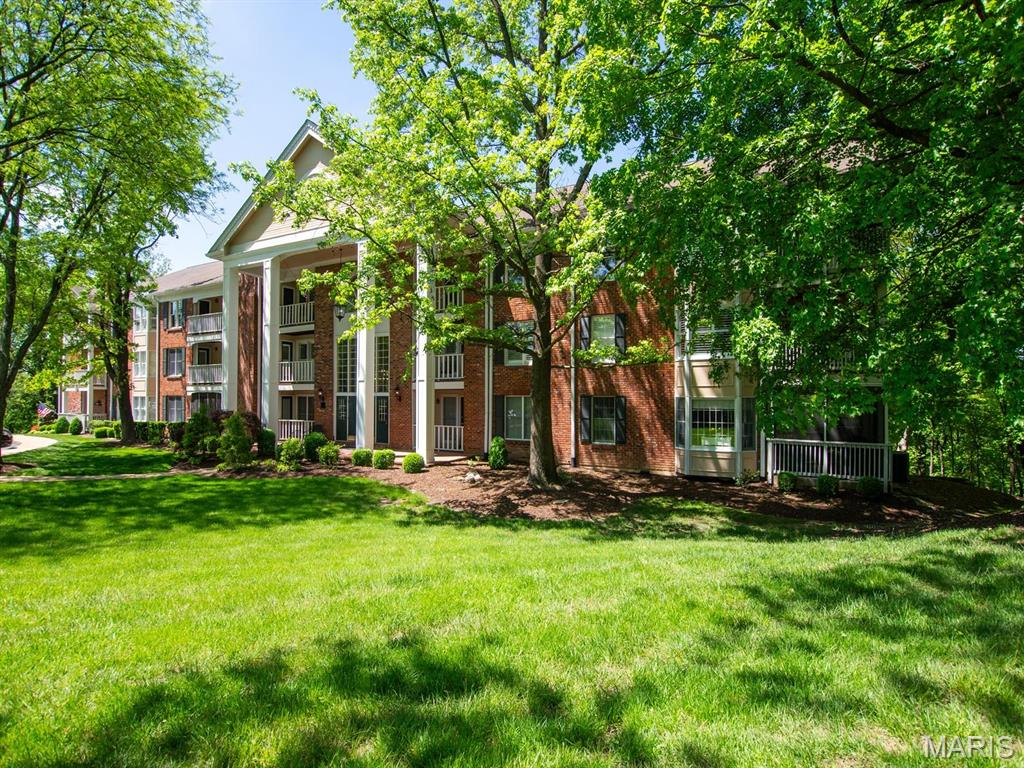 200 Ambridge Court Unit: 302