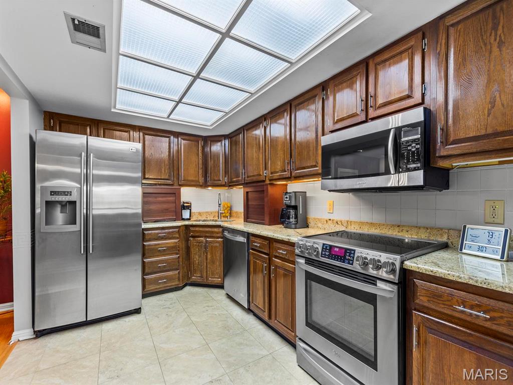 200 Ambridge Court Unit: 302