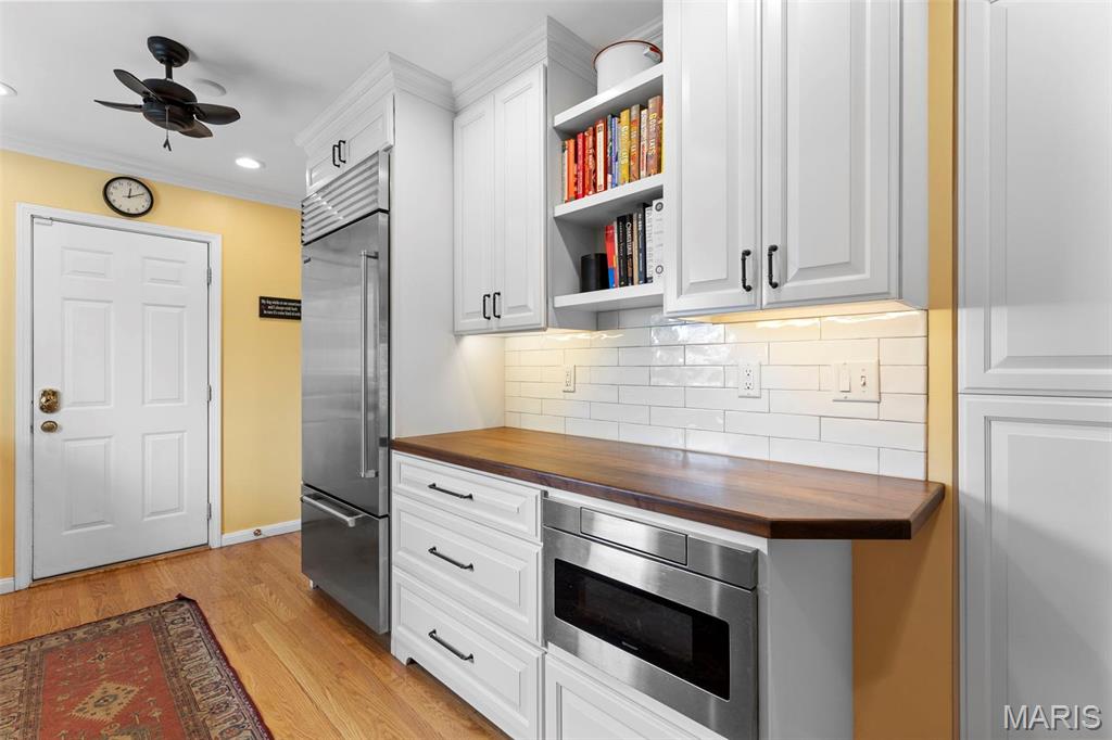 8055 Teasdale Avenue