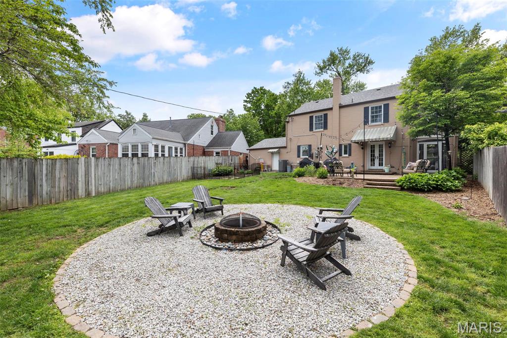 8055 Teasdale Avenue