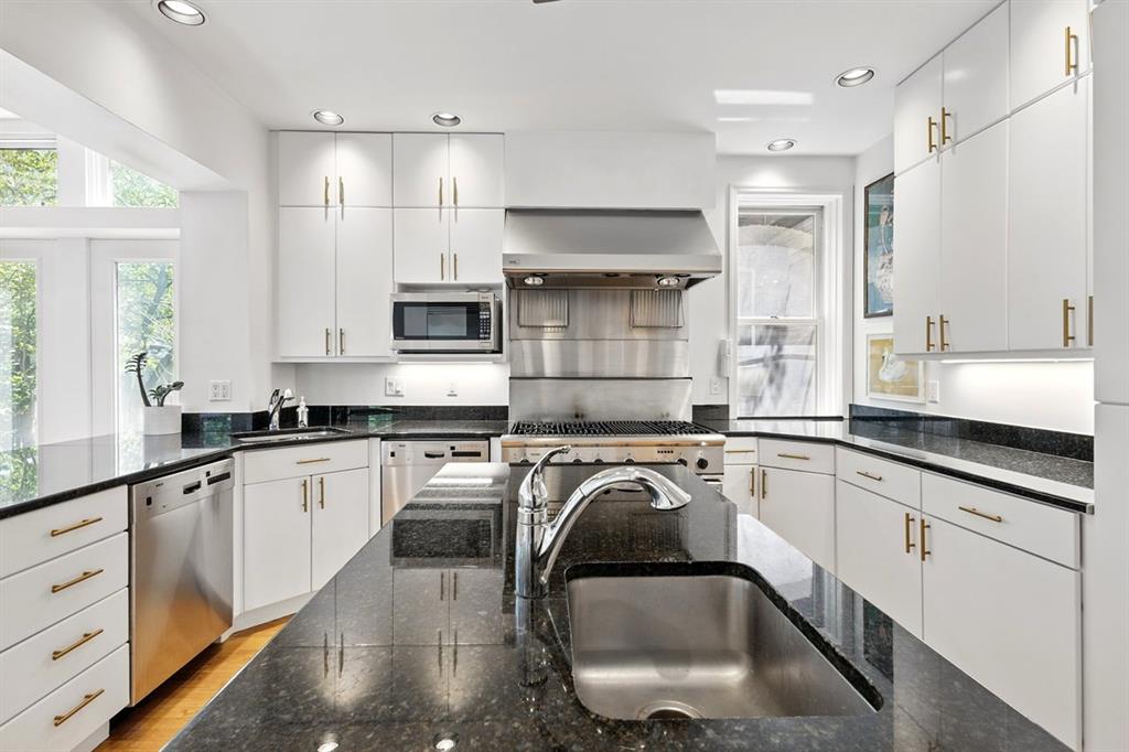 6351 Pershing Avenue